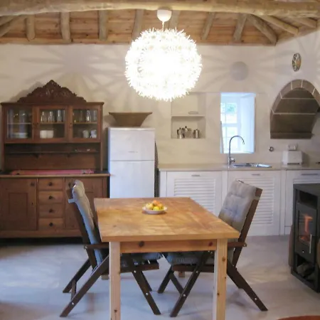 Casa Marquesa Nossa Senhora de Lourdes
